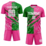 Benutzerdefinierte Graffiti Muster Gras Grün-Rosa Scratch Sublimation Fußball Uniform Jersey Benutzerdefinierte Graffiti Muster Gras Grün-Rosa Scratch Sublimation Fußball Uniform Jersey