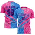 Benutzerdefinierte Graffiti Muster Lila Pulver Blau-Rosa Scratch Sublimation Fußball Uniform Jersey Benutzerdefinierte Graffiti Muster Lila Pulver Blau-Rosa Scratch Sublimation Fußball Uniform Jersey
