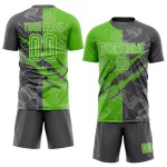Benutzerdefinierte Graffiti Muster Aurora Grün-Stahl Grau Scratch Sublimation Fußball Uniform Jersey Benutzerdefinierte Graffiti Muster Aurora Grün-Stahl Grau Scratch Sublimation Fußball Uniform Jersey